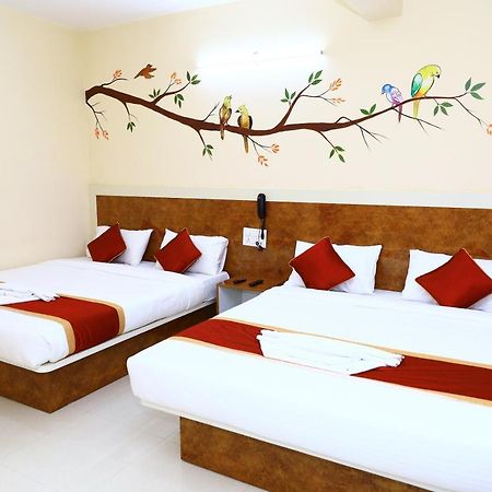 Sasthi Suites Bangalore Exterior foto